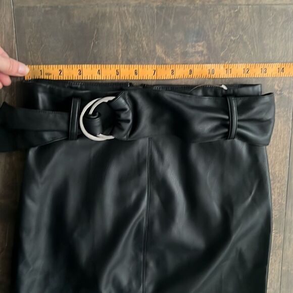 ZARA BLACK FAUX LEATHER PENCIL SKIRT WITH waist belt Sz-Xs - Picture 8 of 13